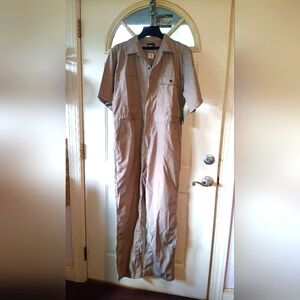 Tan Jumpsuit Coveralls Retro Mechanic Style Lot Of Pockets And A Zipper